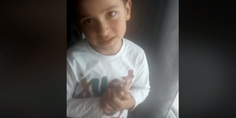 Χανιά: Ένα ευχαριστώ κι ένα φιλί σε όλους! Ο 5χρονος χαμογελαστός Δημητράκης κυνηγά την ελπίδα στο εξωτερικό! (video)