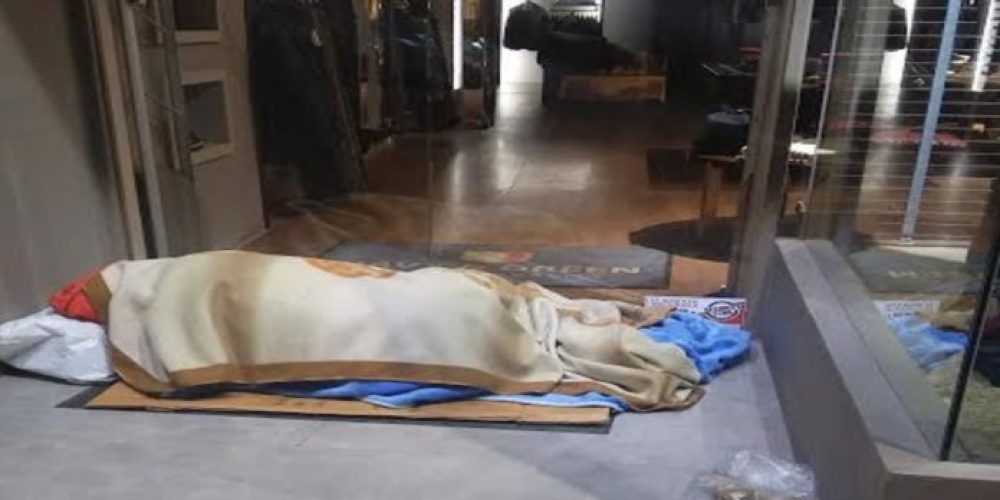 Κρήτη: Βρήκαν νεκρό άστεγο μέσα στο τσουχτερό κρύο