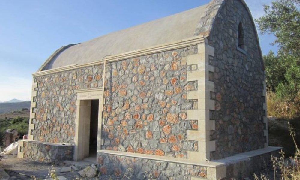 Ο πρώτος ναός στην Κρήτη αφιερωμένος στους Άγιους Πορφύριο και Παΐσιο ανοίγει τις πύλες του