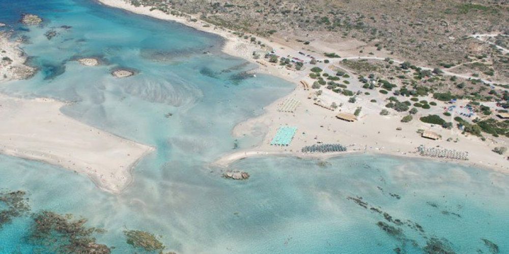 Η Κρήτη βρίσκεται στις πρώτες δύο θέσεις κορυφαίων ταξιδιωτικών οδηγών