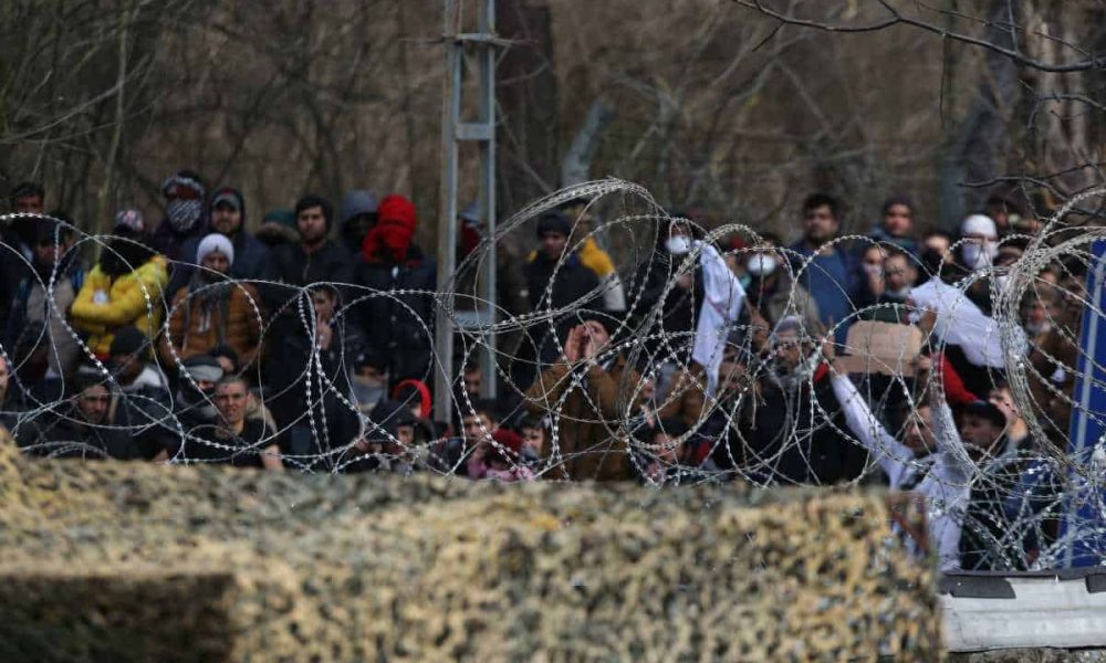 Μέχρι και 2 εκατ. Αφγανοί στα ελληνικά σύνορα – Σενάριο έντασης με Τουρκία