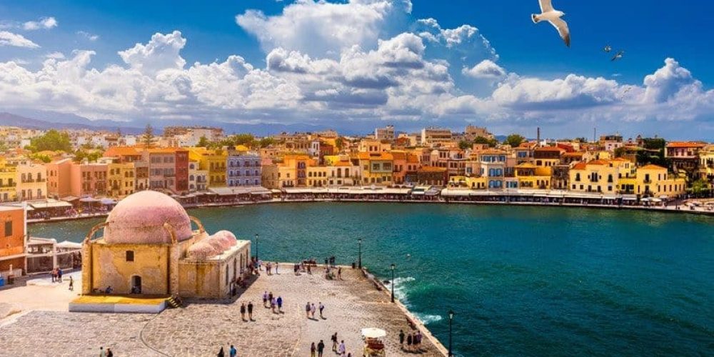 Χανιά: Το Παλιό Λιμάνι είναι σημείο αναφοράς για την αγαπημένη πόλη της Κρήτης