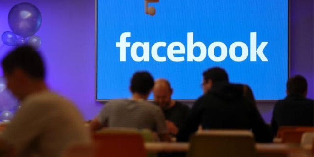 Facebook και Instagram «έπεσαν» σε όλο τον κόσμο!
