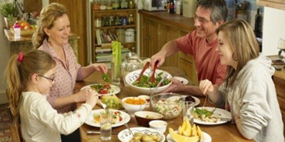 Φάτε οικογενειακά: μία ανεκτίμητη συνήθεια
