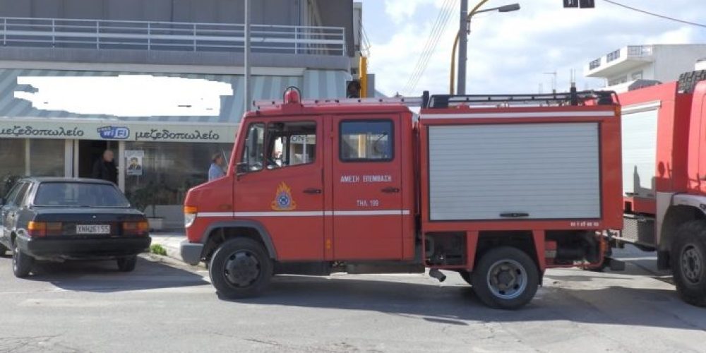 Χανιά: Φωτιά σε μεζεδοπωλείο επί της οδού Κισσάμου (Photos)