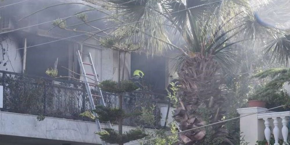 Τραγωδία – Νεκρή 60χρονη από φωτιά σε διαμέρισμα (φωτο)