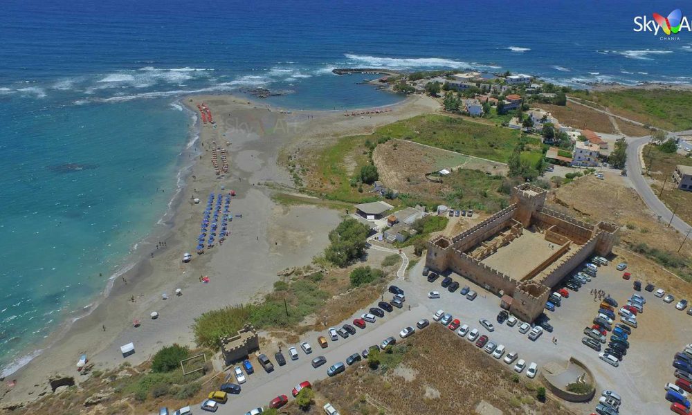 Χανιά: Το μεσαιωνικό κάστρο και η παραλία του Φραγκοκάστελου από ψηλά Μοναδικό βίντεο