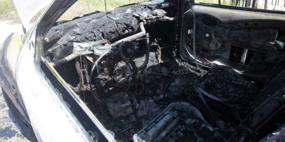 Φωτιά σε εν κινήσει όχημα – Απανθρακώθηκε ο οδηγός!
