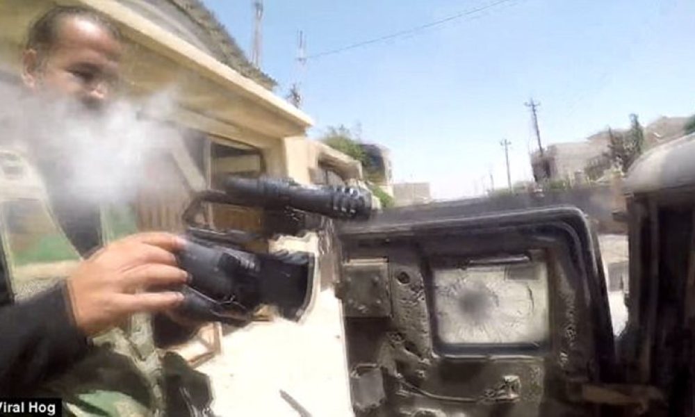 Απίστευτο βίντεο: Κάμερα GoPro γλίτωσε δημοσιογράφο από τη σφαίρα ελεύθερου σκοπευτή