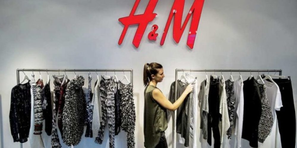 Χανιά: Το κατάστημα H&M… στο Περιφερειακό Συμβούλιο