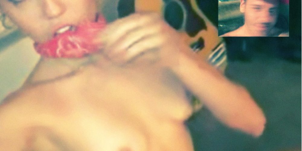 Η Miley Cyrus κάνει γυμνή sexting και αυνανίζεται… (φωτο)