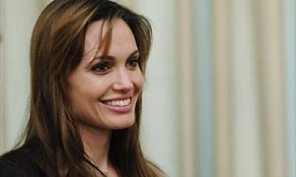 Στο Διεθνές Δικαστήριο της Χάγης η Jolie