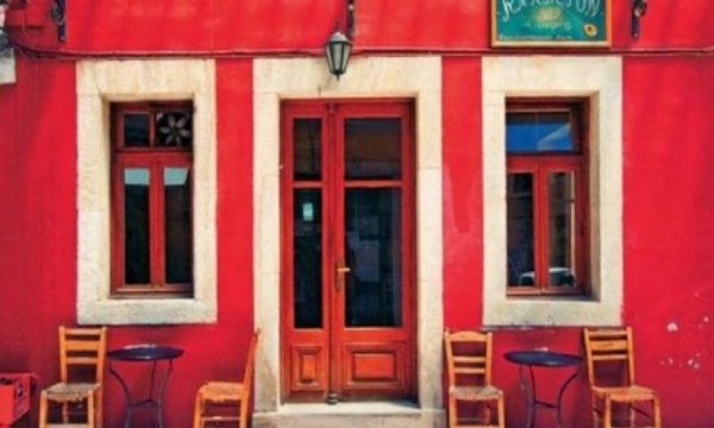 Το πιο πολύχρωμο και βραβευμένο χωριό της χώρας βρίσκεται στην Κρήτη