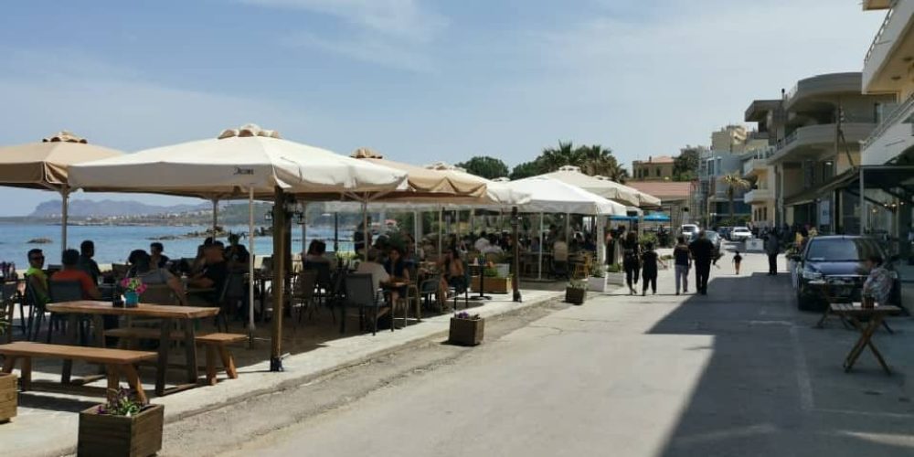 «Μοντέλο Μυκόνου» και σε Πάρο, Ίο, Σαντορίνη, Κρήτη; – Ποια νέα οριζόντια μέτρα έρχονται στον τουρισμό