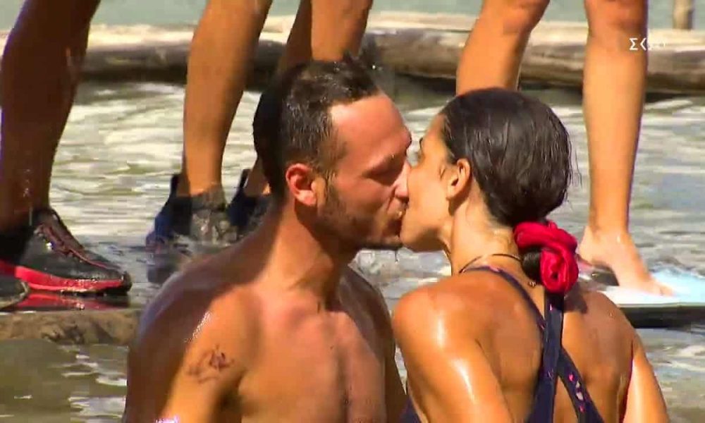 Χαλασμός στο Survivor με τα ερωτικά φιλιά ανάμεσα σε Μυριέλλα και Γιώργο (video)
