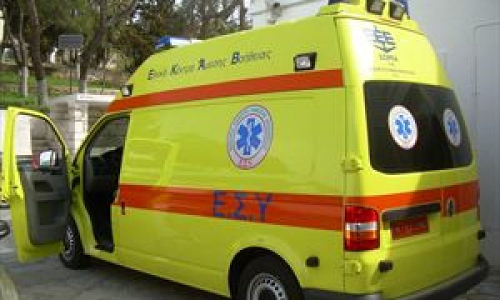 Αυτοτραυματίστηκε στο λαιμό στην οδό Κονδυλάκη στο Ηράκλειο