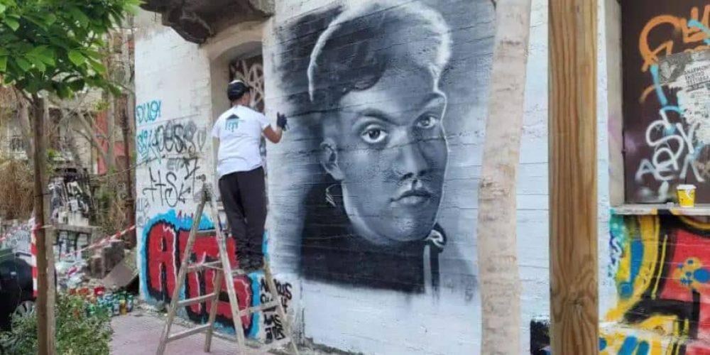 Χανιά: Έκαναν γκράφιτι το πρόσωπο του αδικοχαμένου Νικόλα που καταπλακώθηκε από τοίχο (φωτο)