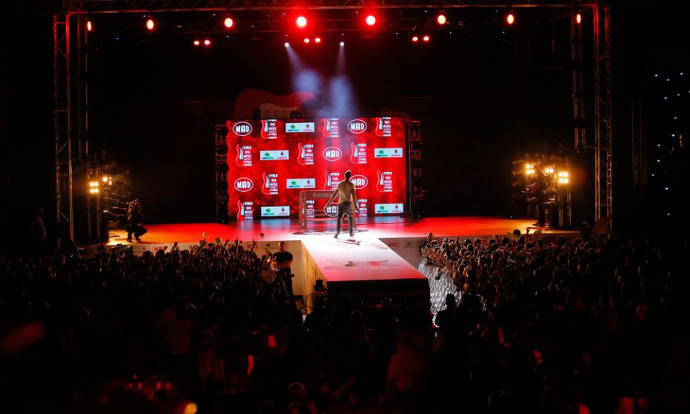 Χανιώτης μουσικός παραγωγός έκανε ποδαρικό στα πρώτα Cyprus Mad Awards (photos)