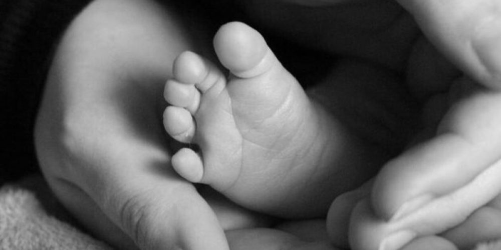 Κρήτη: Ανησυχία για μωρό που εμφάνισε συμπτώματα ηπατίτιδας