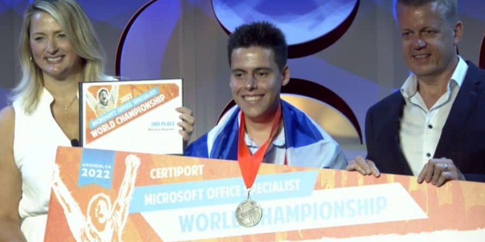 Κρητικός μαθητής κατέκτησε τη δεύτερη θέση σε παγκόσμιο διαγωνισμό της Microsoft