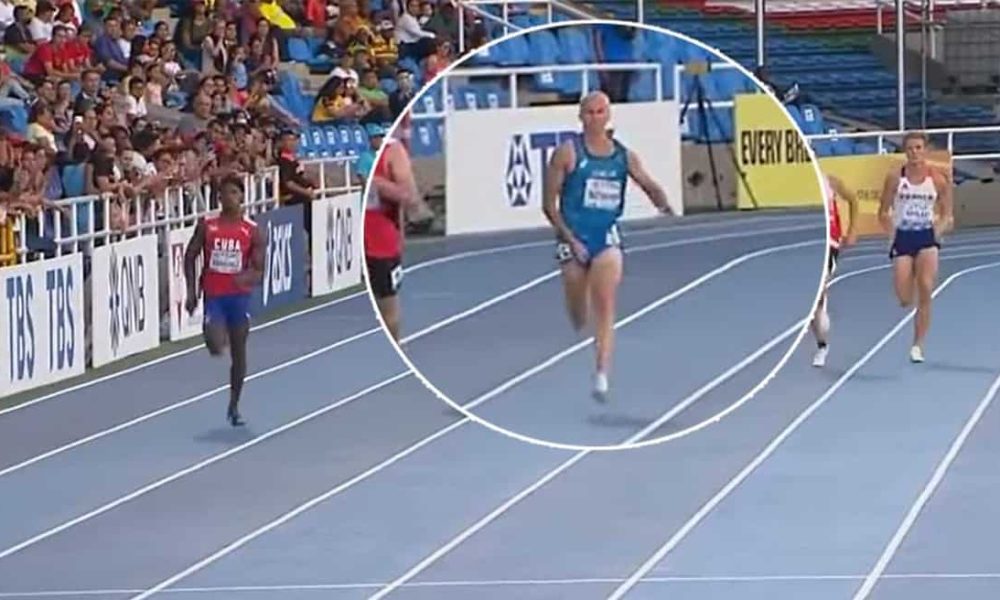 Δρομέας ήρθε τελευταίος στα 400μ. γιατί το μόριό του βγήκε απ' το σορτσάκι στη μέση του αγώνα (video)