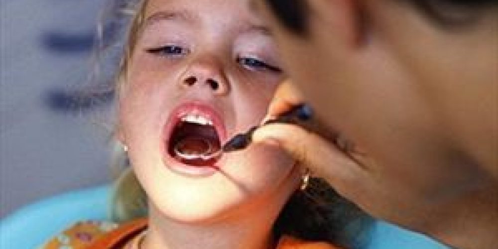 Φοβάστε τον οδοντίατρο; Φταίει ο μπαμπάς…