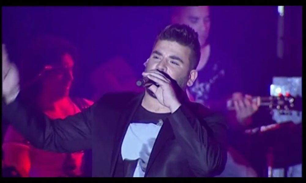 Όταν ο Παντελής Παντελίδης τραγούδησε live στην Κρήτη κάνοντας χαμό (video)