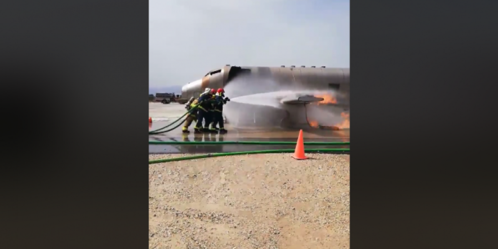 Πυρκαγιά σε κινητήρα αεροσκάφους στην 115 ΠΜ (video))