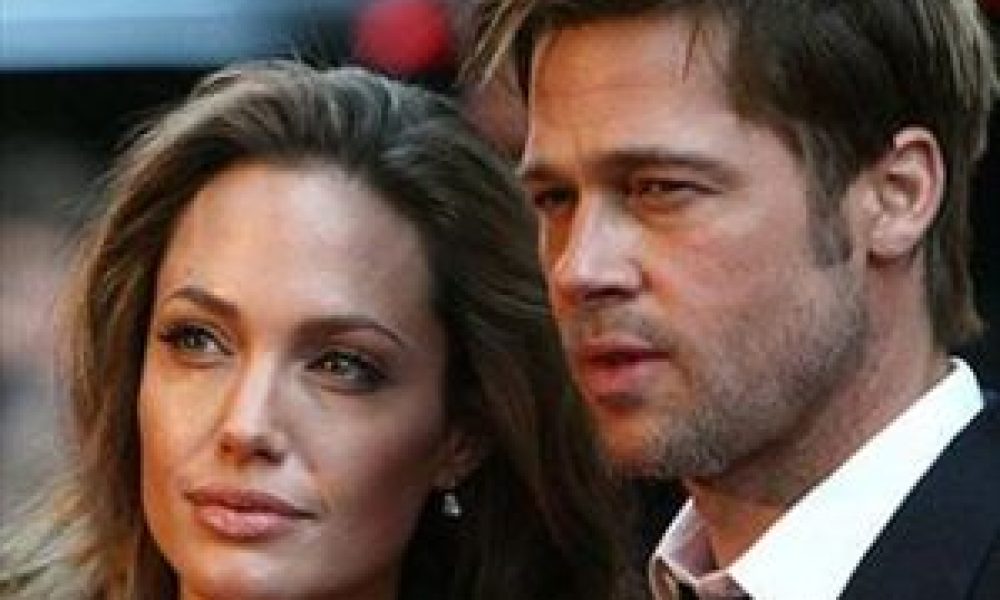 Πως αντιμετωπίζει του paparazzi o Brad Pitt;