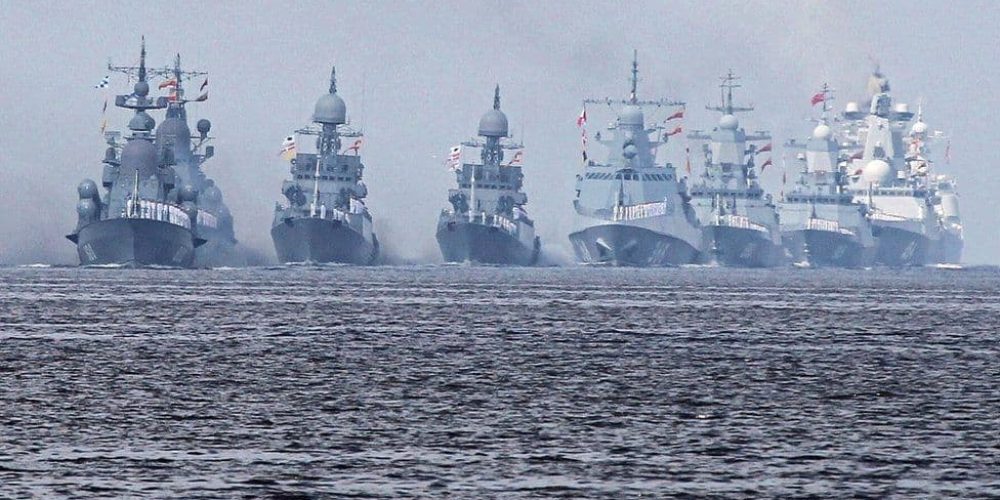 Ισχυρές ρωσικές ναυτικές δυνάμεις βρίσκονται νότια της Κρήτης