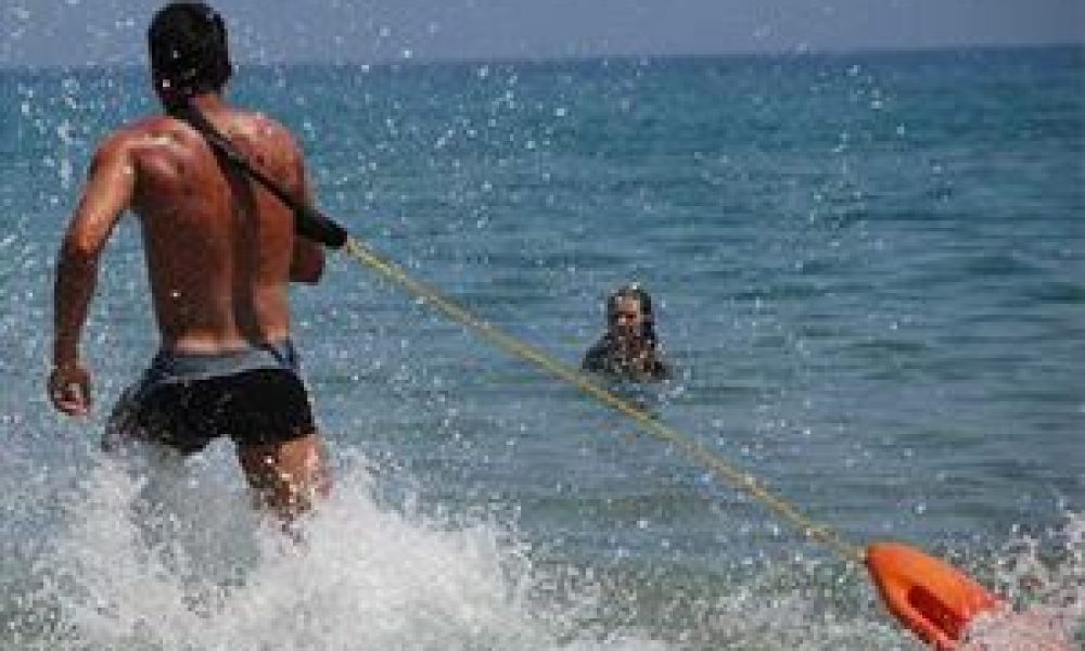 Έξι περιστατικά πνιγμών σε μια ημέρα σε παραλίες των Χανίων