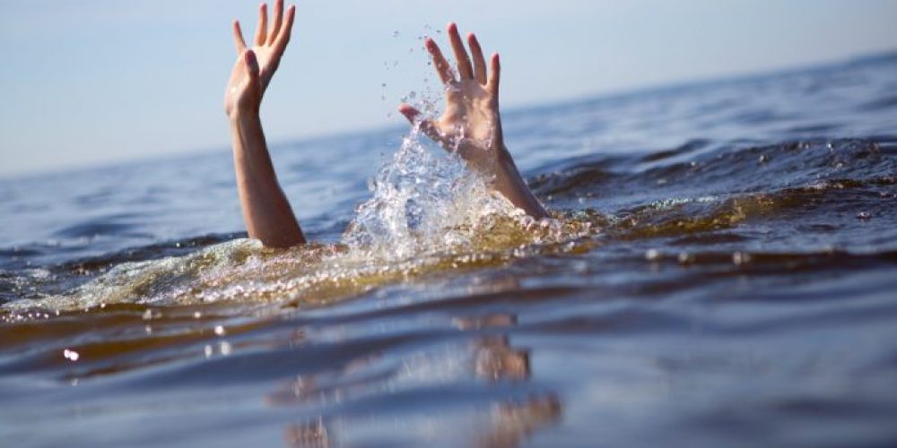 Χανιά: Νεκρός λουόμενος σε παραλία – Τον εντόπισαν στην ακρογιαλιά