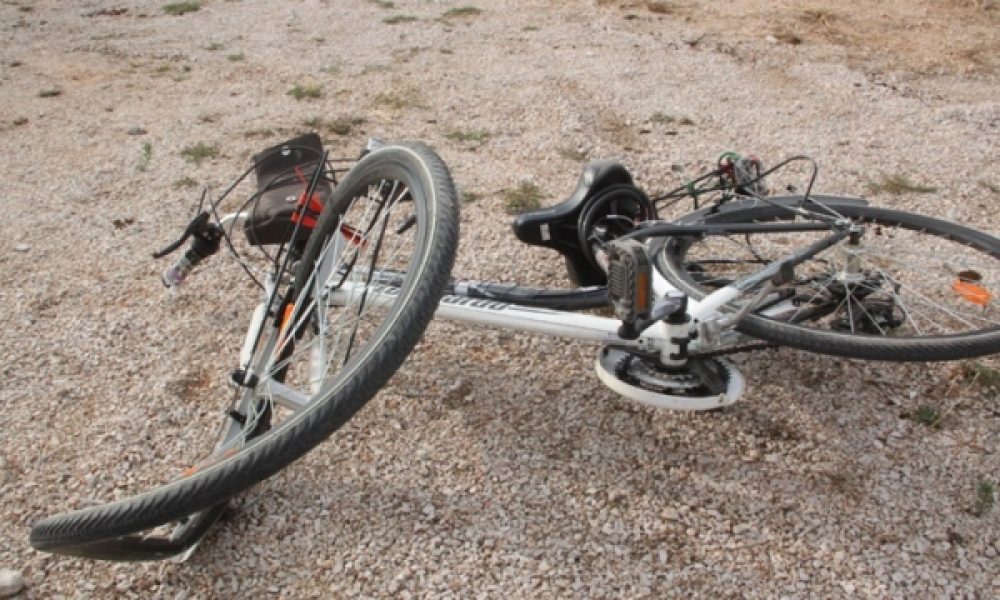 Νεκρός ποδηλάτης - Συνέλαβαν τον οδηγό που τον παρέσυρε και τον εγκατέλειψε