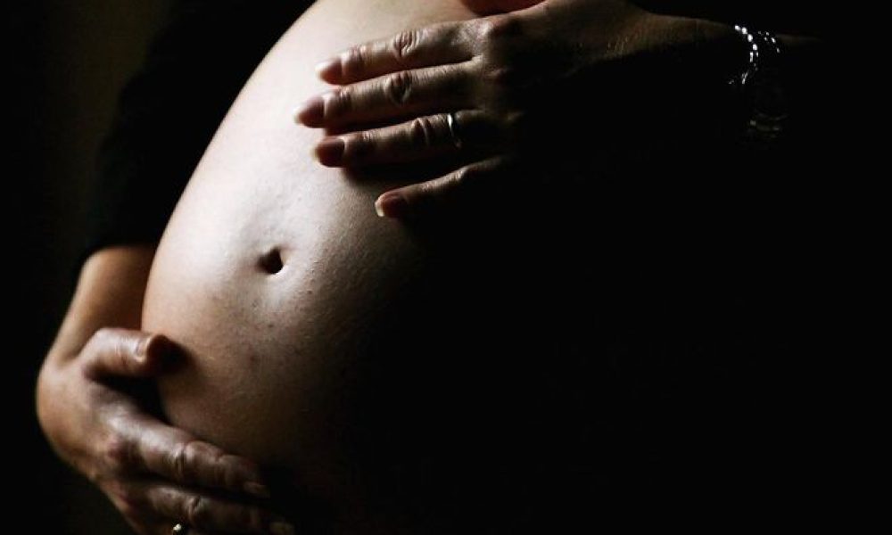 Γυναίκα έμεινε έγκυος κάνοντας πρωκτικό σεξ