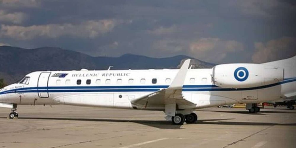 Πρωτοφανές! Χανιά – Ηράκλειο με αεροπλάνο ταξίδεψε η Πρόεδρος της Δημοκρατίας