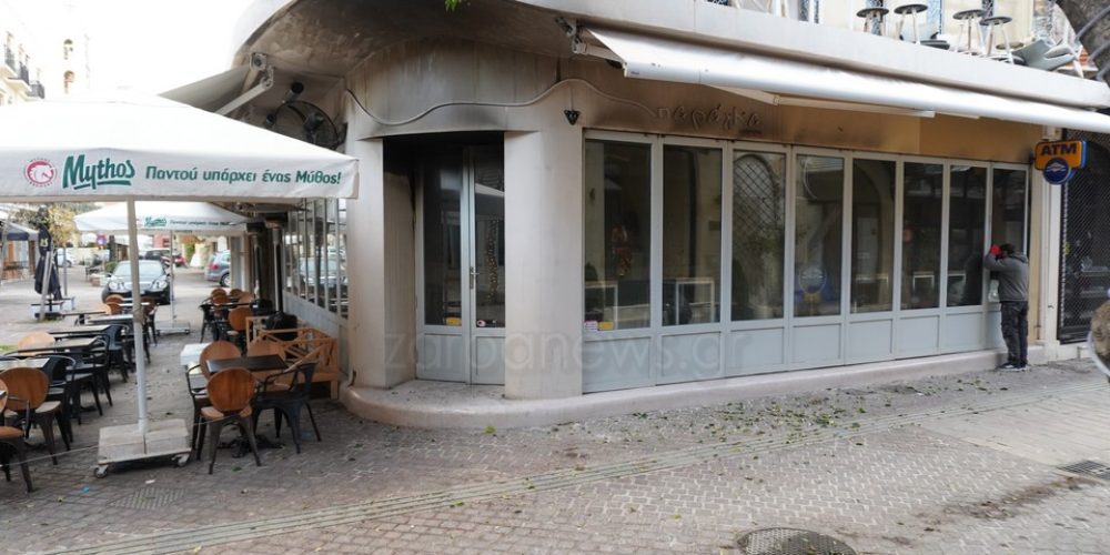 Κάηκε γνωστή καφετέρια στο κέντρο των Χανίων (φωτο)