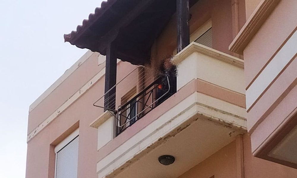 Χανιά: Γυναίκα απειλούσε να κάψει τη κόρη της μέσα στο σπίτι (φωτο)