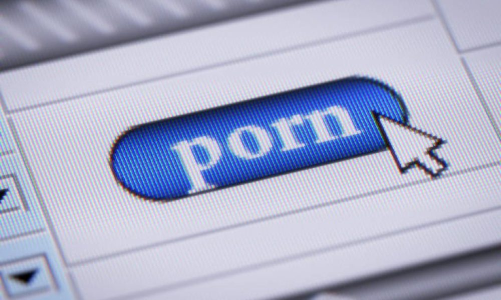 Τέλος πιθανότατα στο δωρεάν online πορνό και μάλιστα από σπόντα
