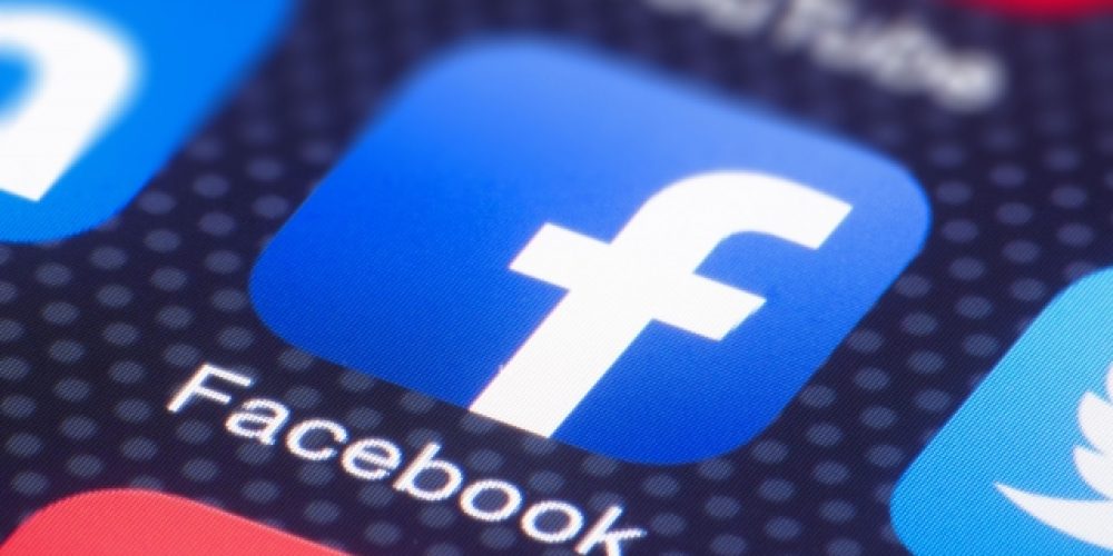 Άλλαξε το facebook αλγόριθμο: Η ψεύτικη είδηση που αναστατώνει τους χρήστες