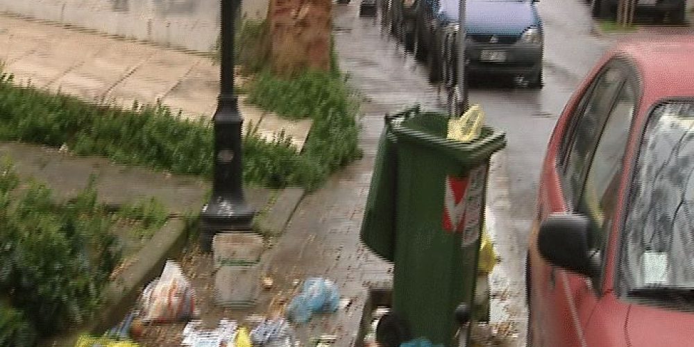 Χανιά: Εικόνες ντροπής στην οδό Σήφακα-Ξεσπούν κάτοικοι αγανακτησμένοι… (video)