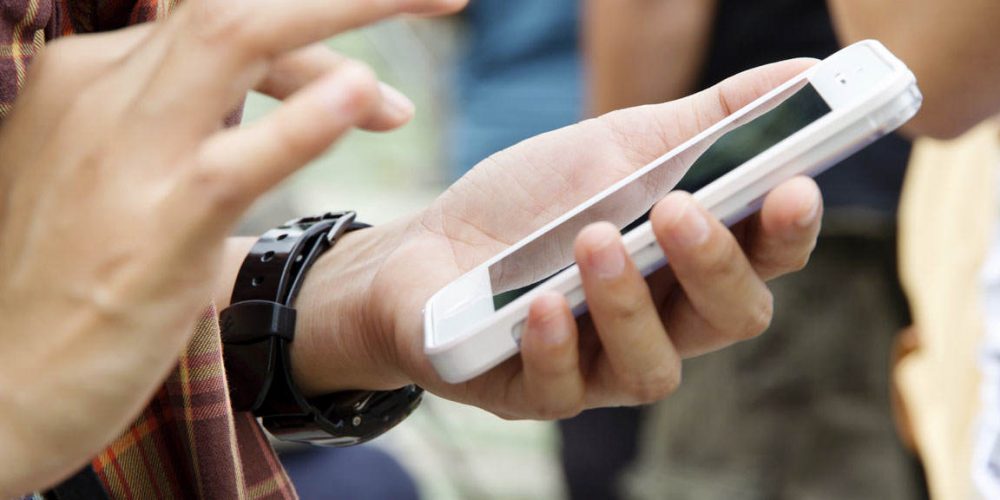 Επικίνδυνο SMS «τρελαίνει» το κινητά
