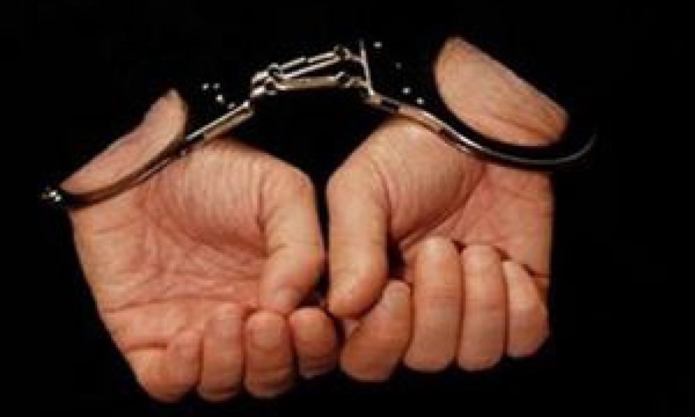 Δύο συλλήψεις για ληστεία Super Market στα Χανιά