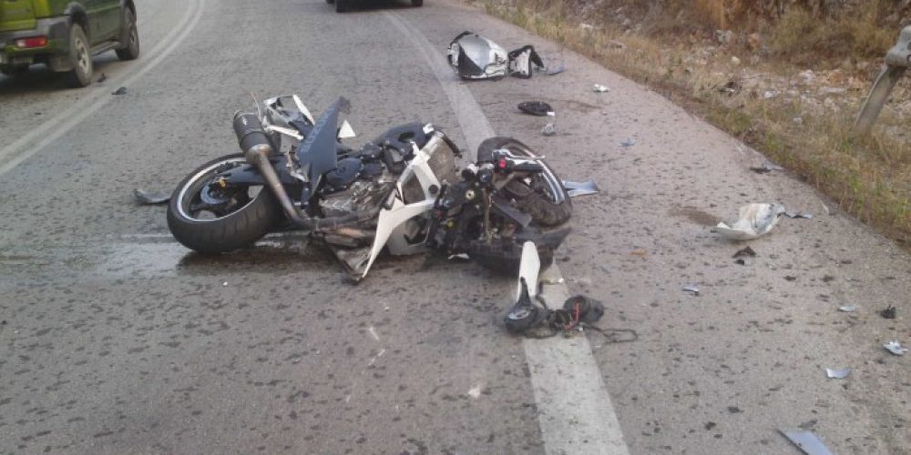 Σε σοβαρή κατάσταση 30χρονος μοτοσικλετιστής από τροχαίο