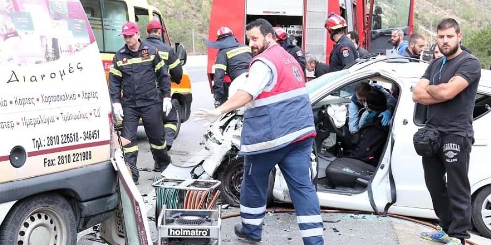 Κρήτη: Νέο τροχαίο στην Εθνική Οδό με εγκλωβισμένους τραυματίες (Photos)