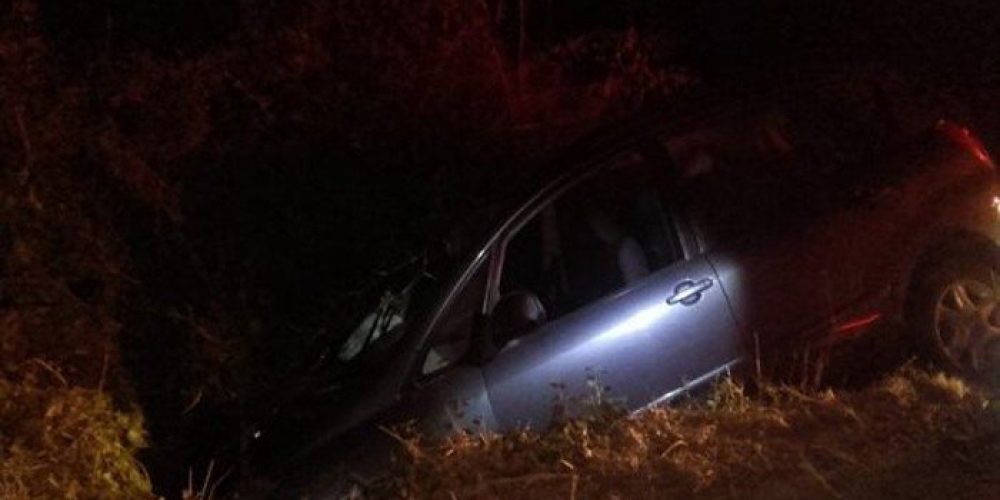 Χανιά: Τροχαίο ατύχημα στους Αρμένους-Αυτοκίνητο κατέληξε σε χαντάκι (φωτό)