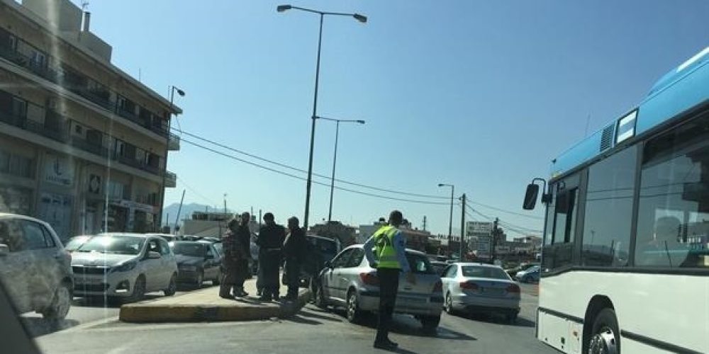 Κρήτη: Τροχαίο στο κέντρο  Ο οδηγός έπαθε κρίση επιληψίας