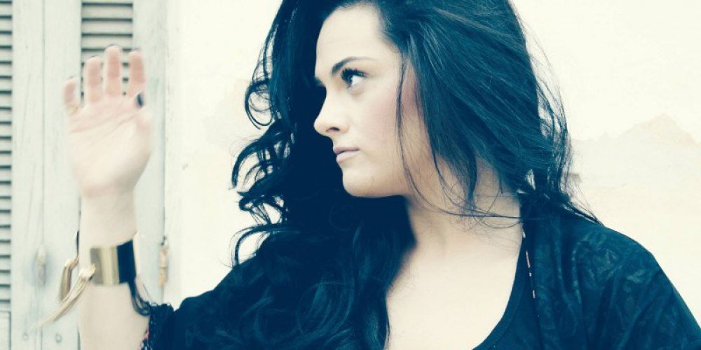 Tζωρτζίνα Αλεξάκη: Η Κρητικιά τραγουδίστρια που …τρέλανε τον Ρουβά
