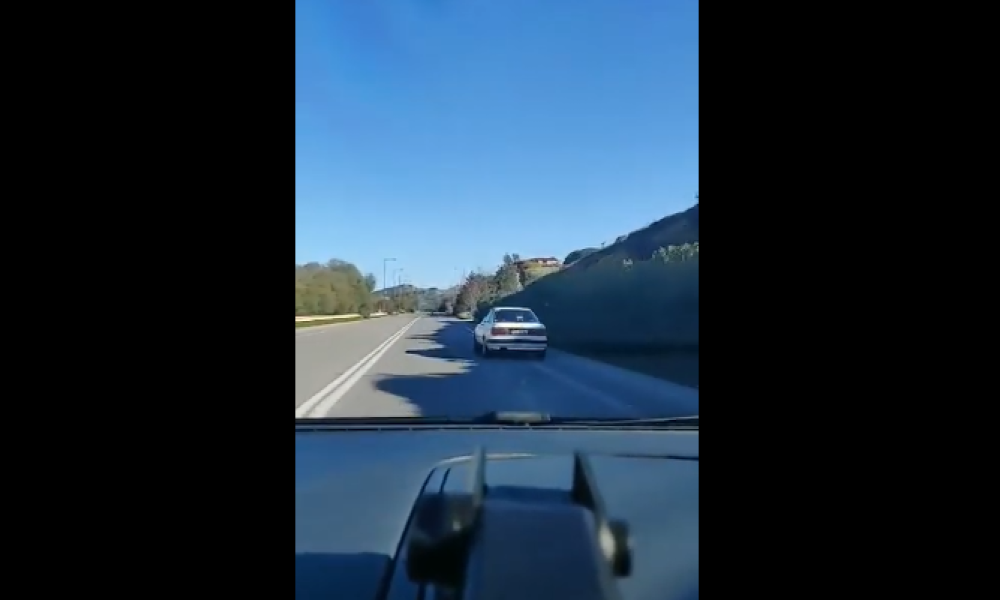 Απαράδεκτος οδηγός έκανε αναστροφή στον ΒΟΑΚ (βίντεο)