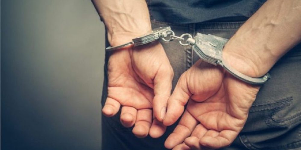 Χανιά: Σύλληψη Αλγερινού με αδυναμία στα… ακριβά κοσμήματαγια και κατοχή ναρκωτικών