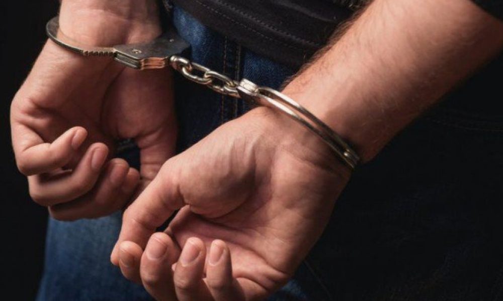 Σοκ: 29χρονος οδηγός ΚΤΕΛ συνελήφθη για ερωτικές σχέσεις με τρεις 14χρονες μαθήτριες